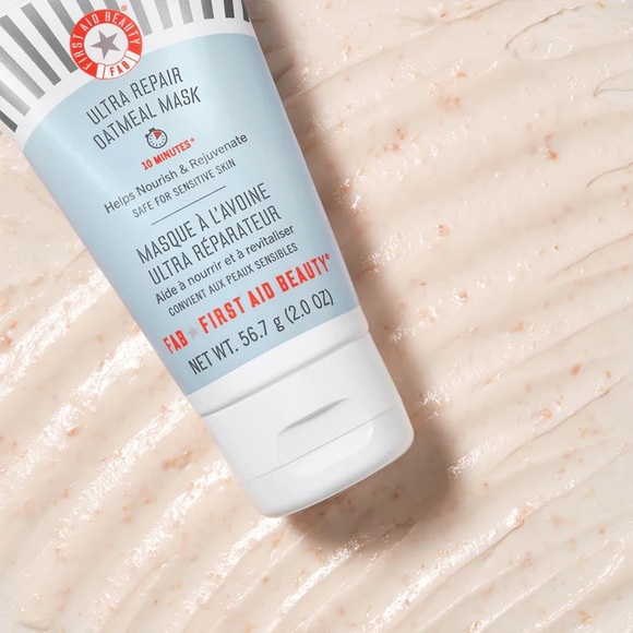 First Aid Beauty Daily Hydration Essentials Ultra Repair Oatmeal Mask 2.0 oz - Picture 3 of 4